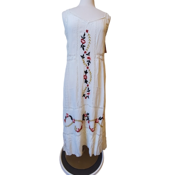 Nanette Lepore Dresses & Skirts - Nanette Lepore Palomino Bella Donna Embroidered Lace Trim Midi Sundress